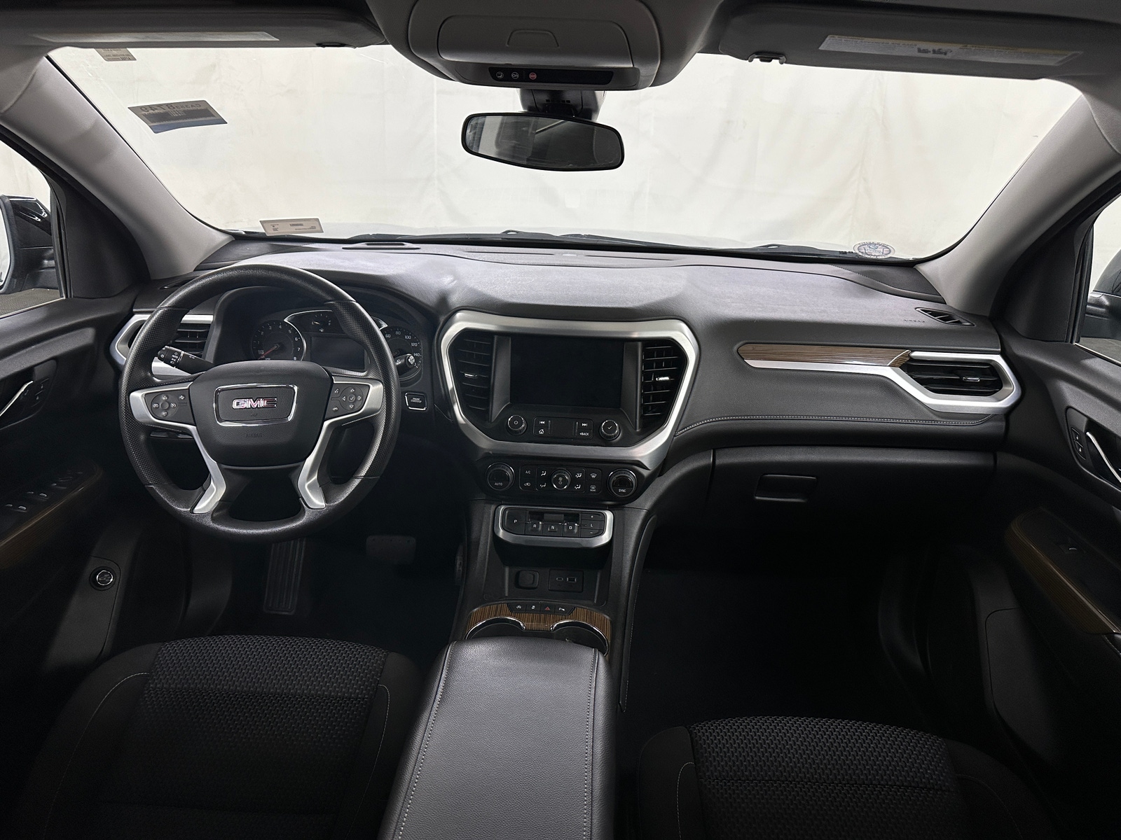 Thumbnail: 2023 GMC Acadia - 3