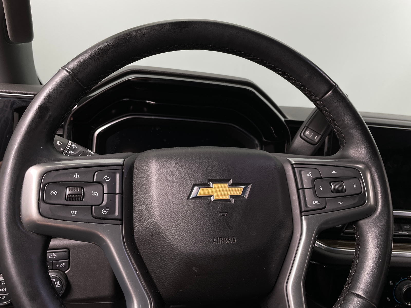 Thumbnail: 2023 Chevrolet Silverado 1500 - 5