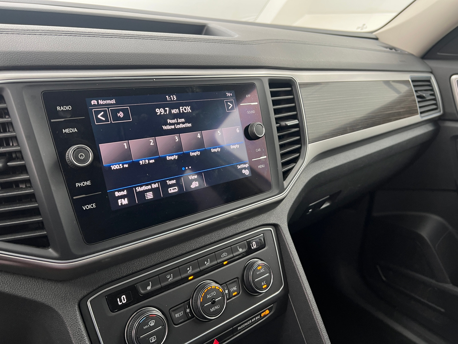 Thumbnail: 2018 Volkswagen Atlas - 4