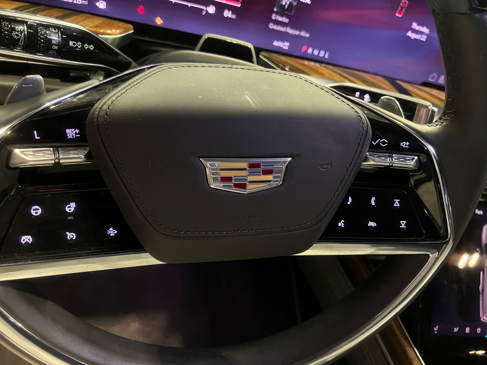 Thumbnail: 2025 Cadillac Escalade - 4