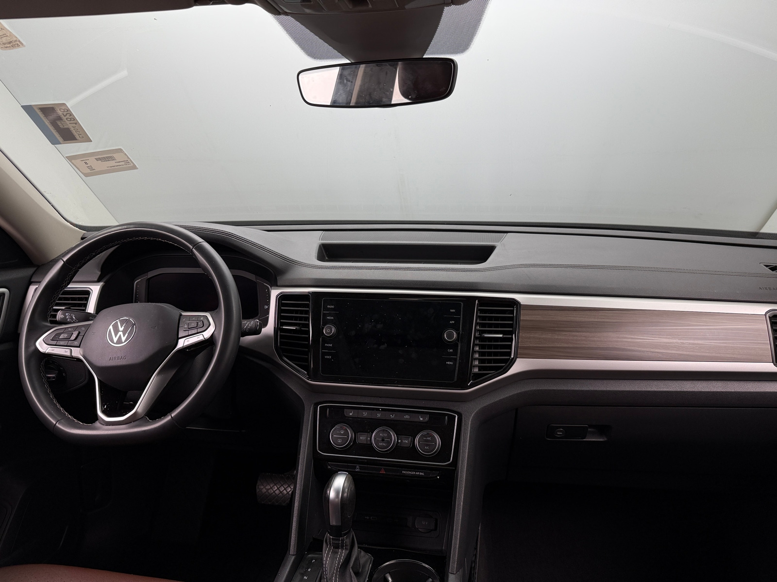 Thumbnail: 2022 Volkswagen Atlas - 2