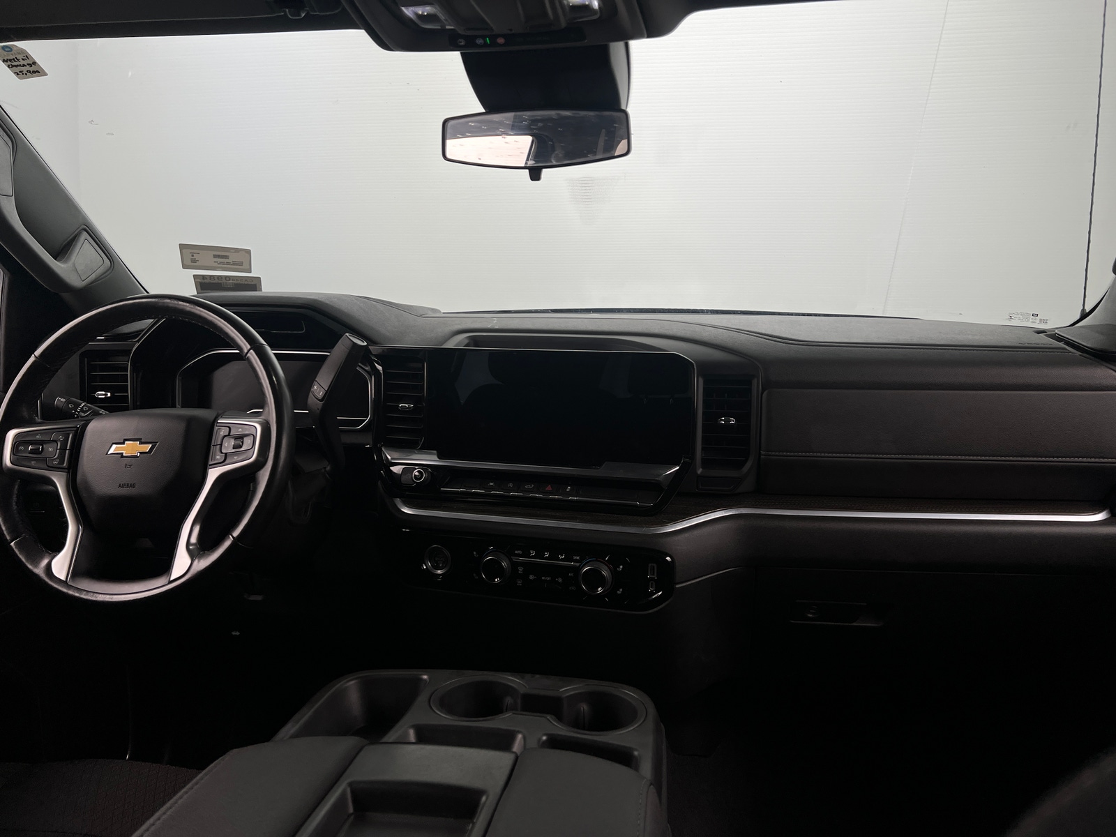 Thumbnail: 2022 Chevrolet Silverado 1500 - 3