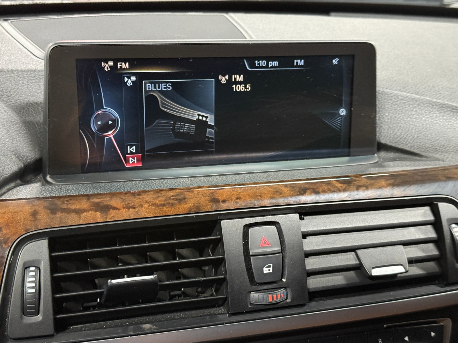 Thumbnail: 2015 BMW 3 Series - 3