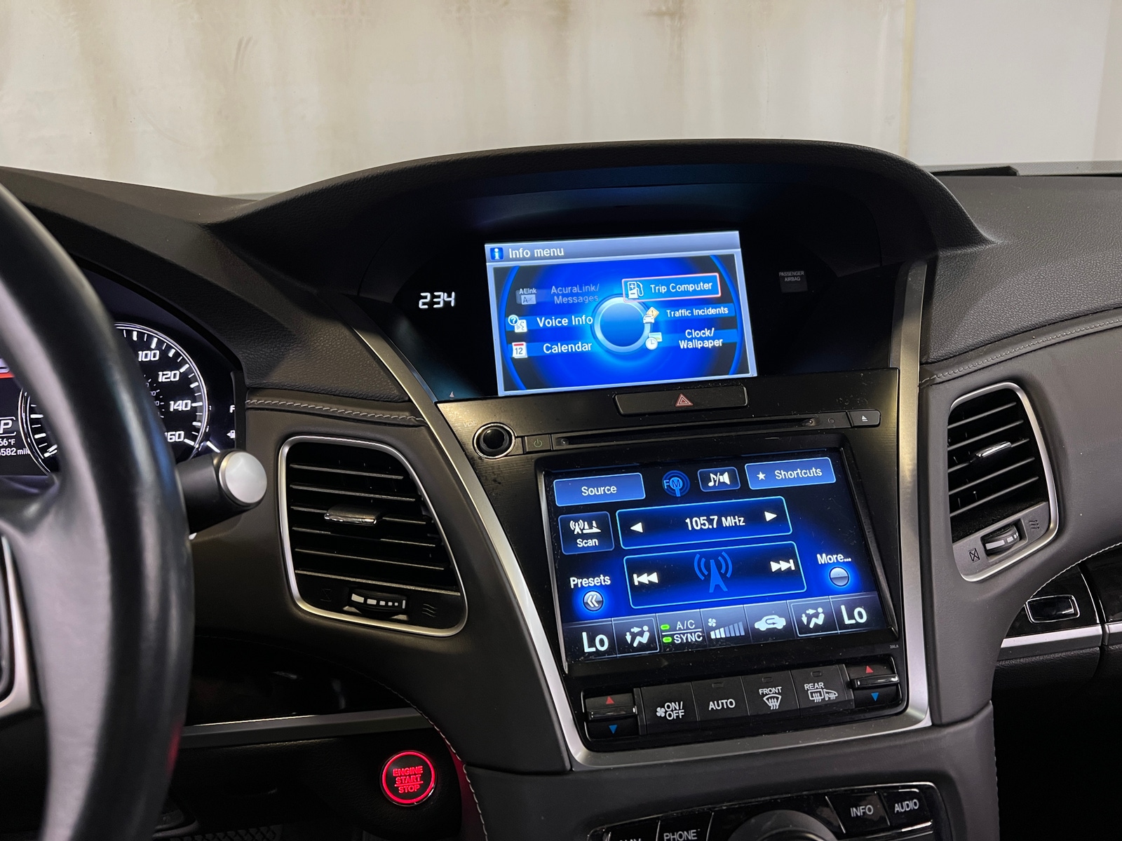 Thumbnail: 2018 Acura RLX - 3
