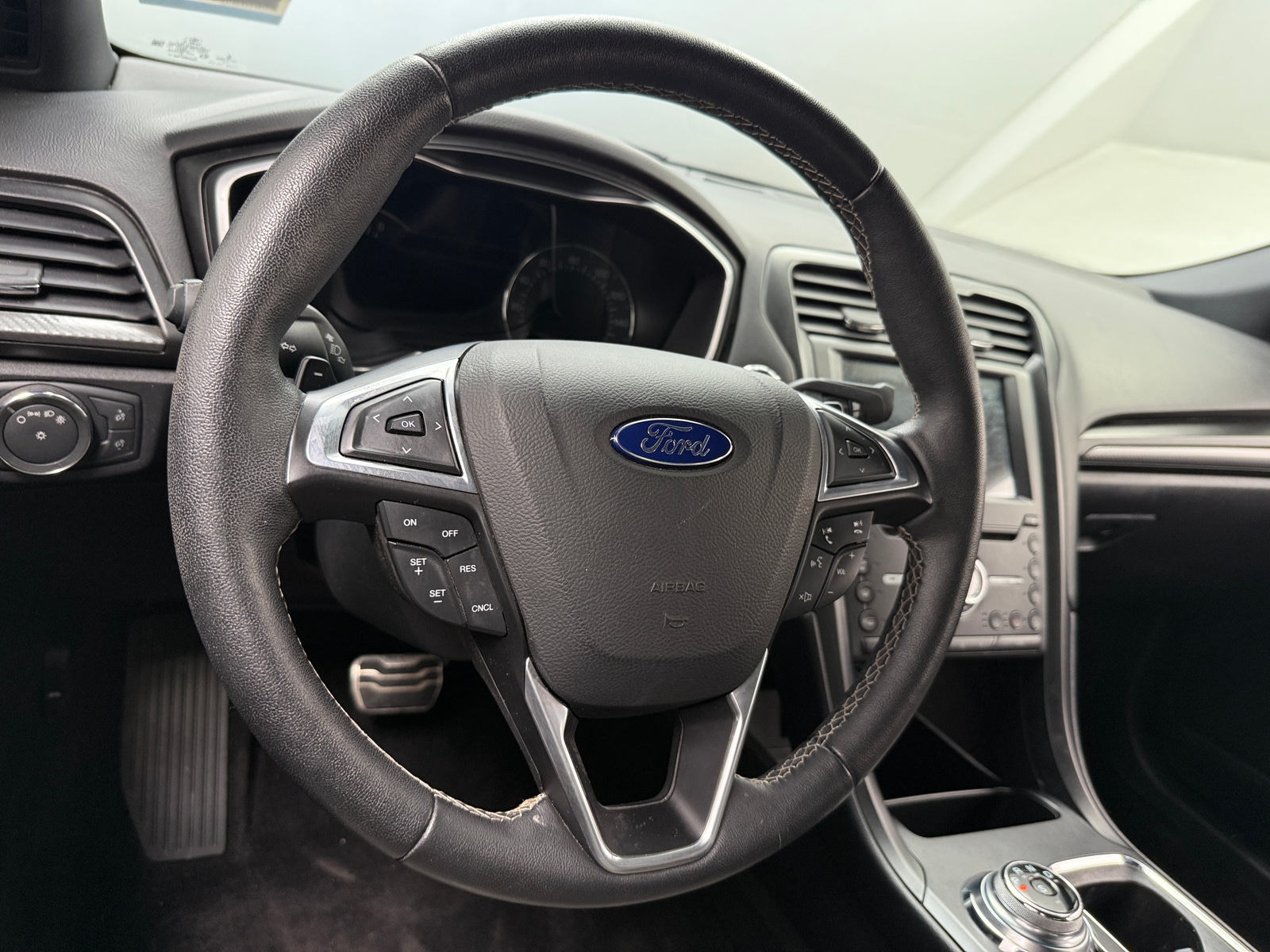 Thumbnail: 2017 Ford Fusion - 4