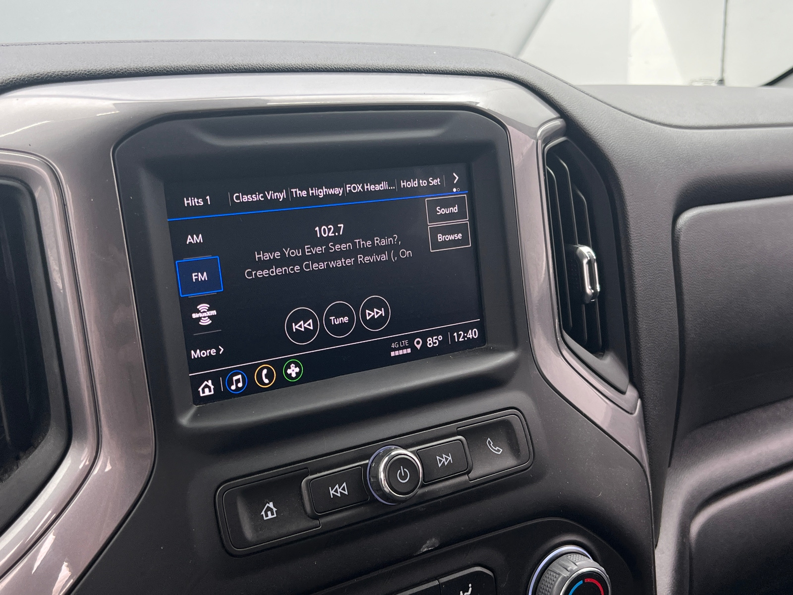 Thumbnail: 2024 Chevrolet Silverado 1500 - 4