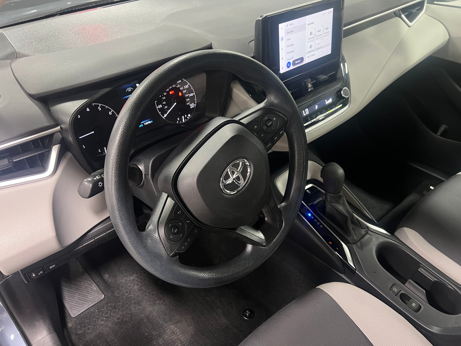 Thumbnail: 2023 Toyota Corolla - 3