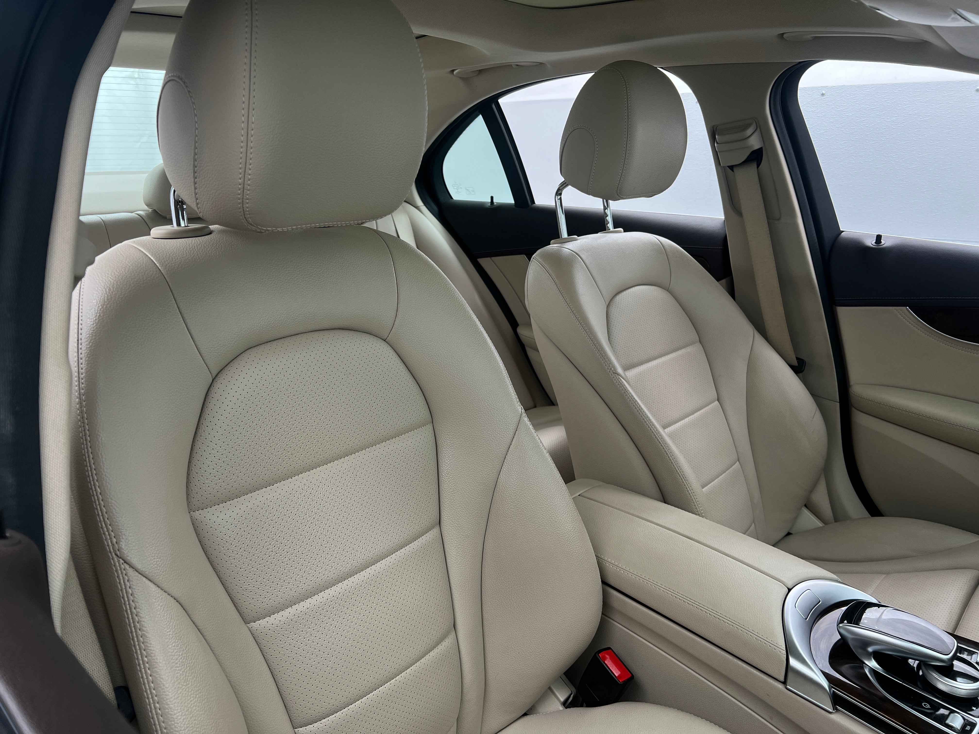 2016 Mercedes-Benz C-Class