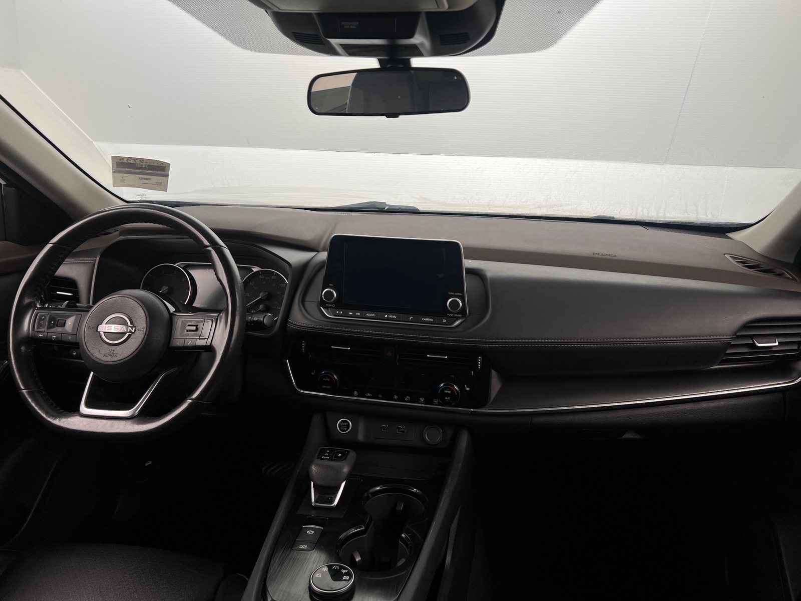 Thumbnail: 2023 Nissan Rogue - 3