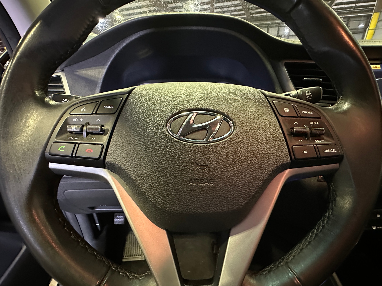 Thumbnail: 2016 Hyundai Tucson - 4