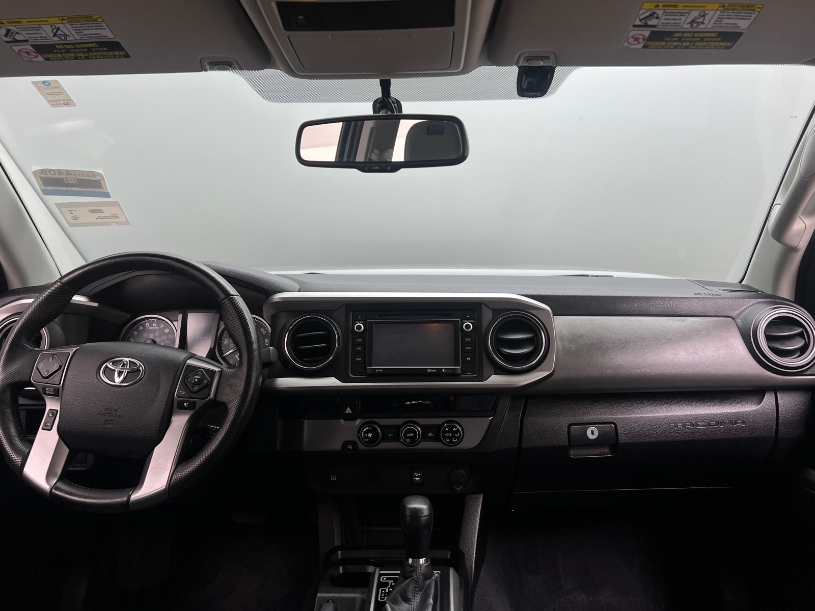 Thumbnail: 2016 Toyota Tacoma - 3