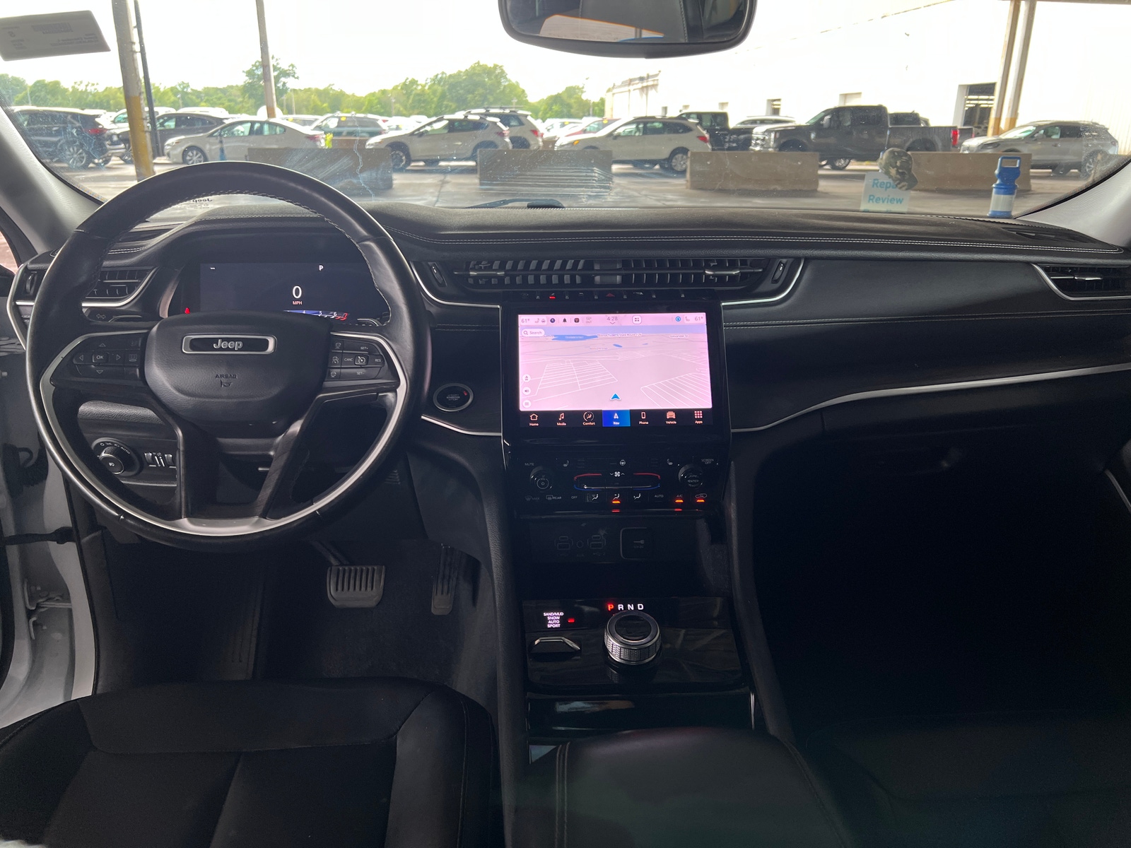 Thumbnail: 2022 Jeep Grand Cherokee L - 2