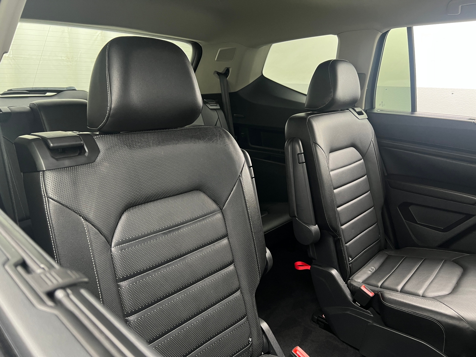 Thumbnail: 2018 Volkswagen Atlas - 5