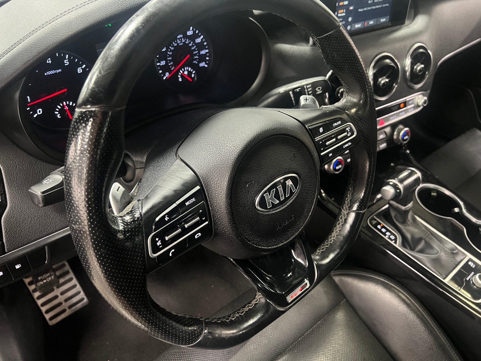 Thumbnail: 2021 Kia Stinger - 4
