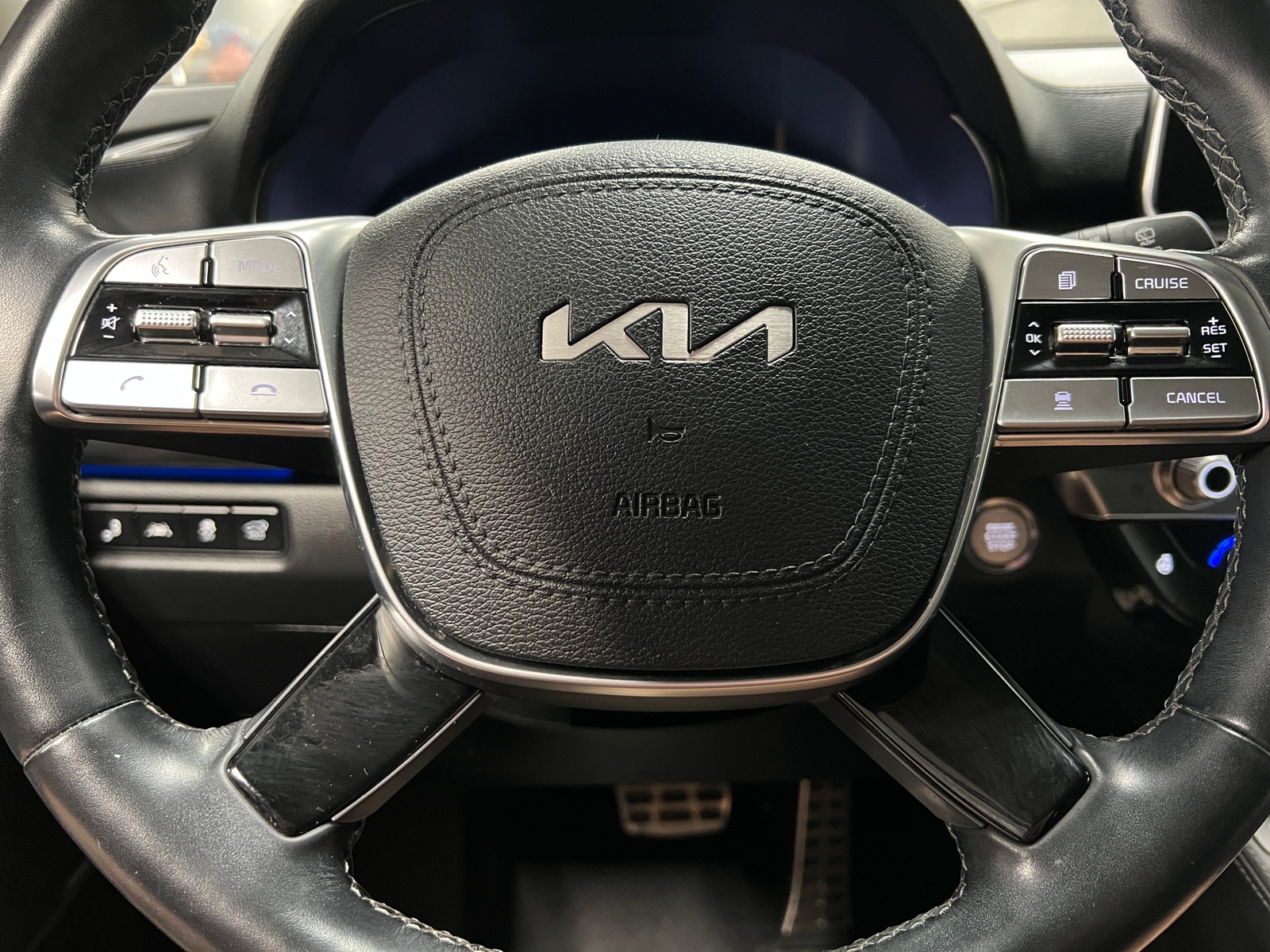 Thumbnail: 2022 Kia Telluride - 4