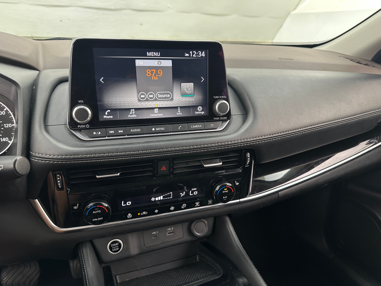 Thumbnail: 2023 Nissan Rogue - 3