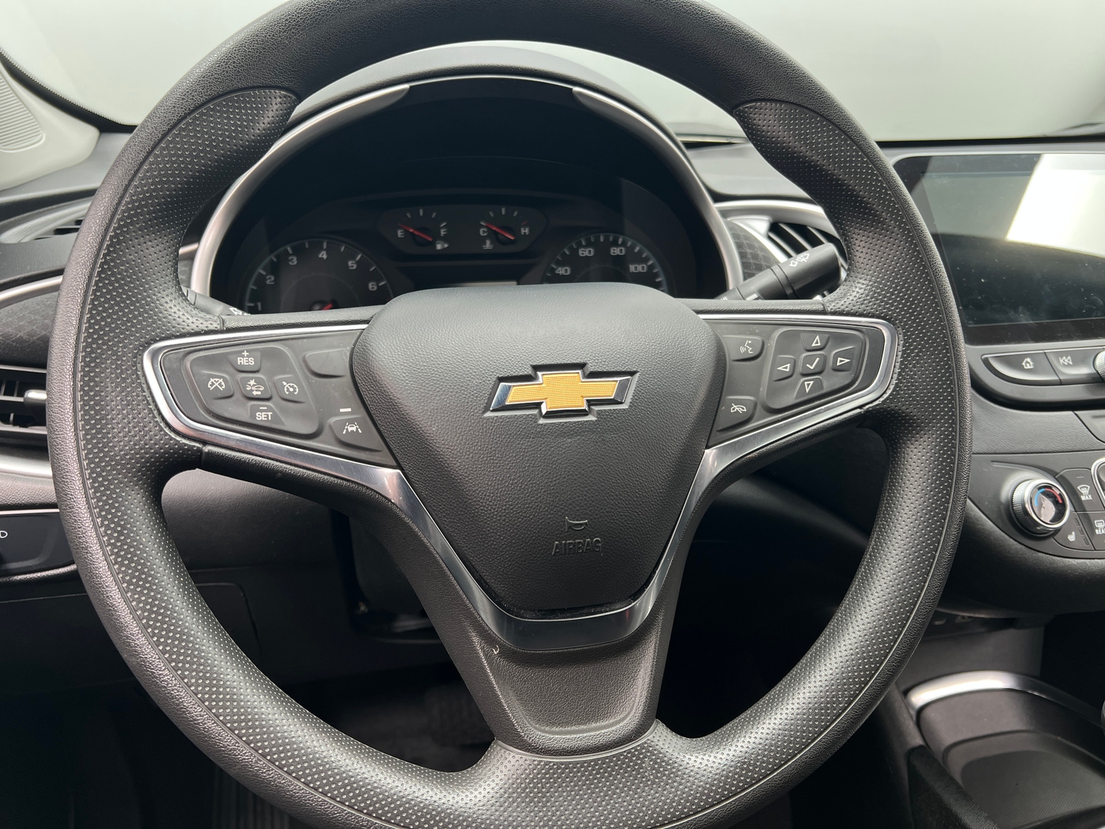 Thumbnail: 2024 Chevrolet Malibu - 5