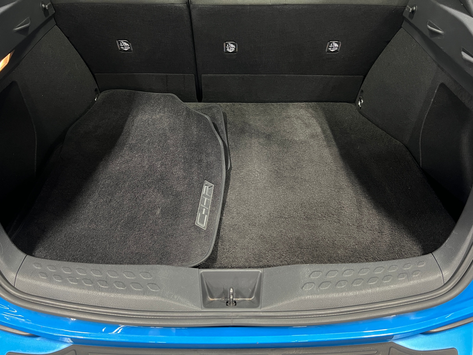 Thumbnail: 2019 Toyota C-HR - 7