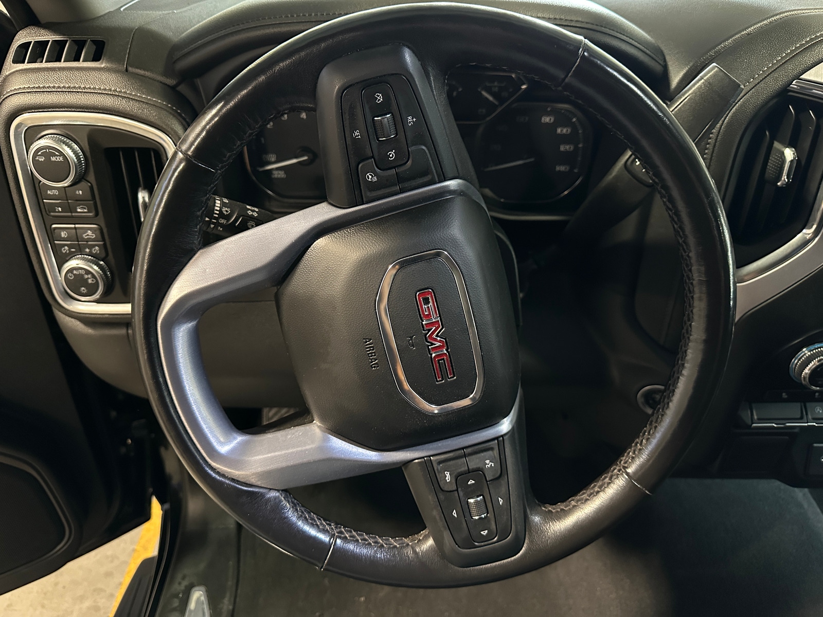 Thumbnail: 2022 GMC Sierra 1500 - 5