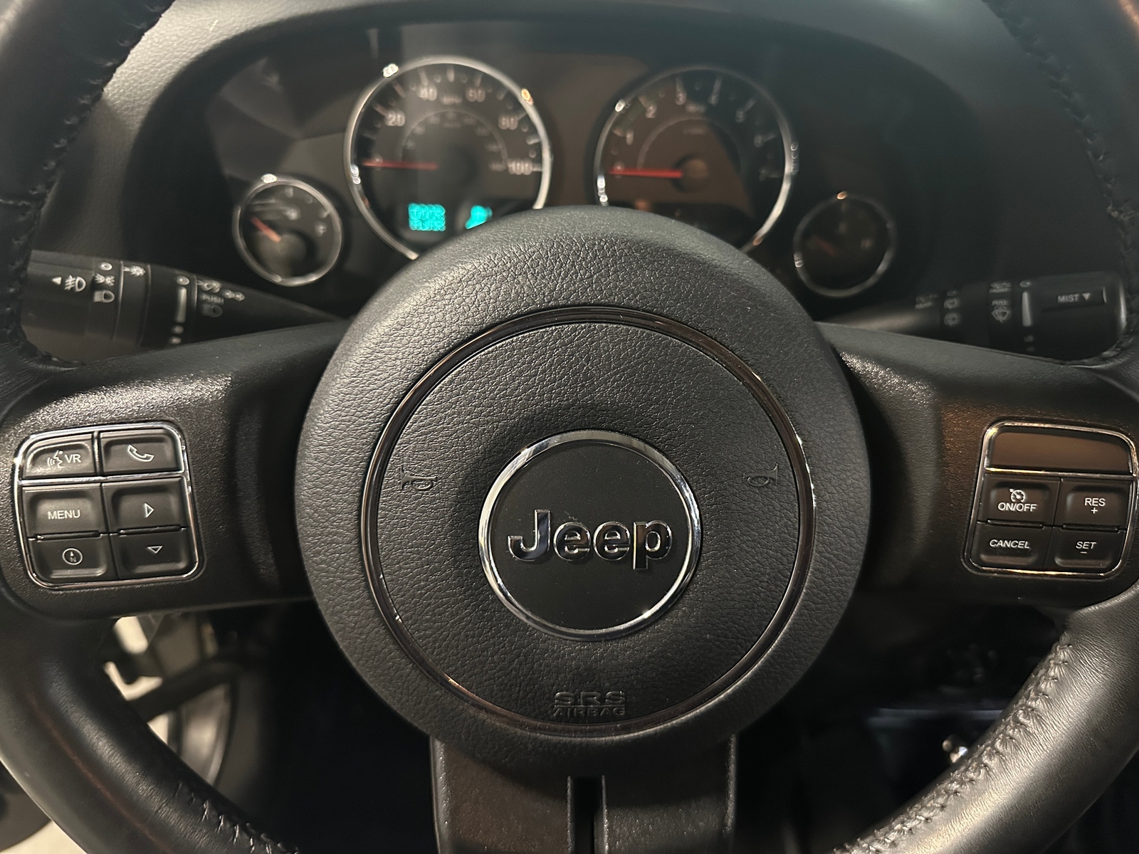 Thumbnail: 2017 Jeep Wrangler - 5