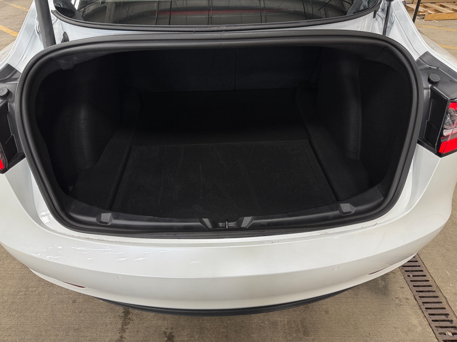 Thumbnail: 2022 Tesla Model 3 - 5