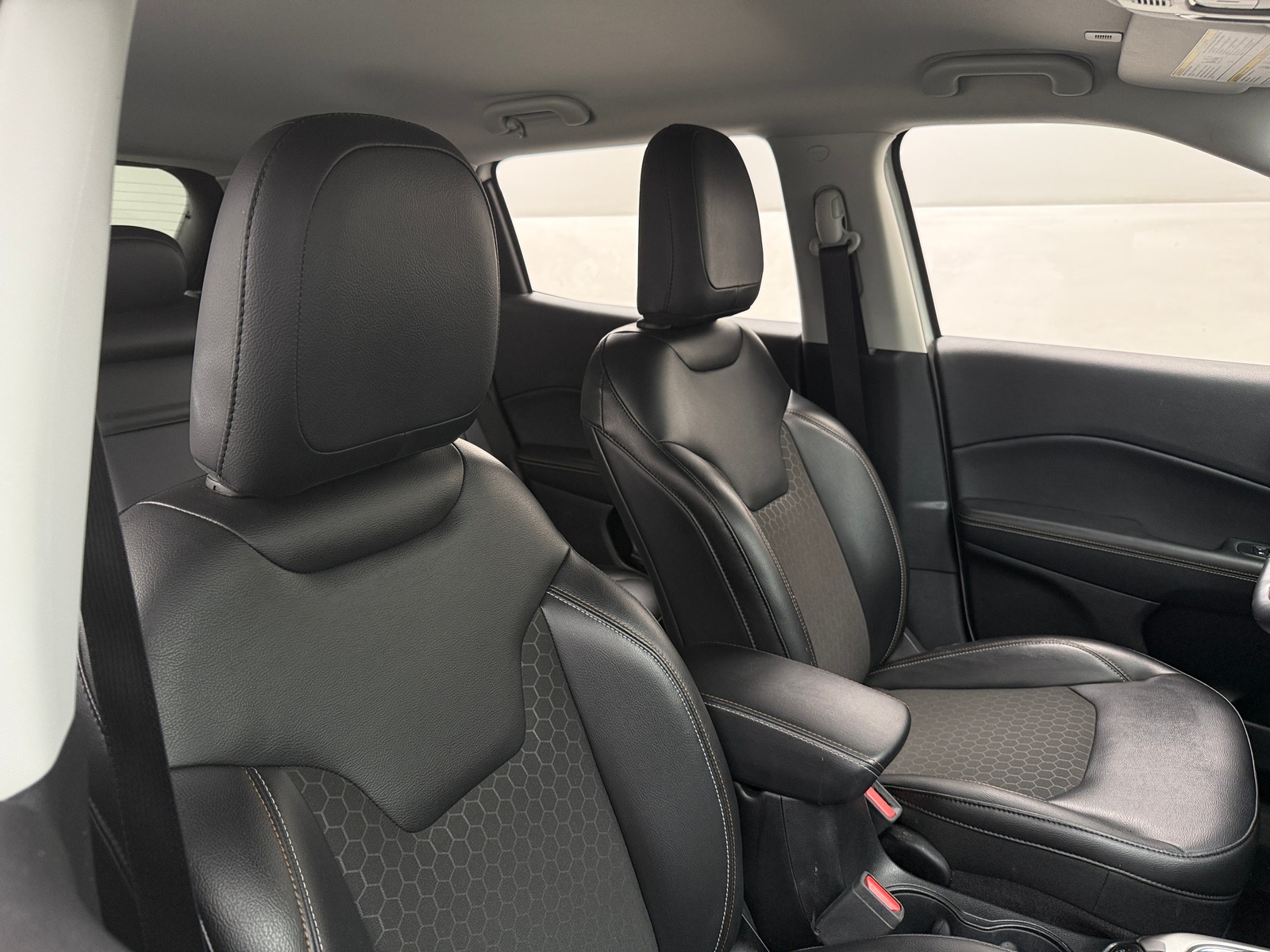 Thumbnail: 2018 Jeep Compass - 2