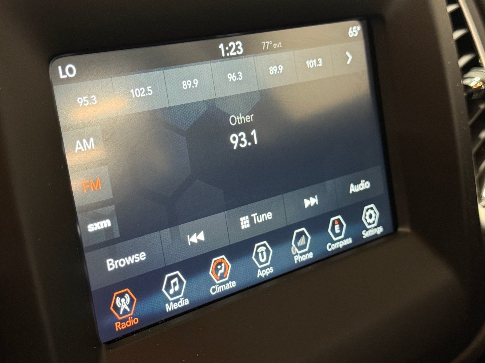 Thumbnail: 2018 Jeep Compass - 4
