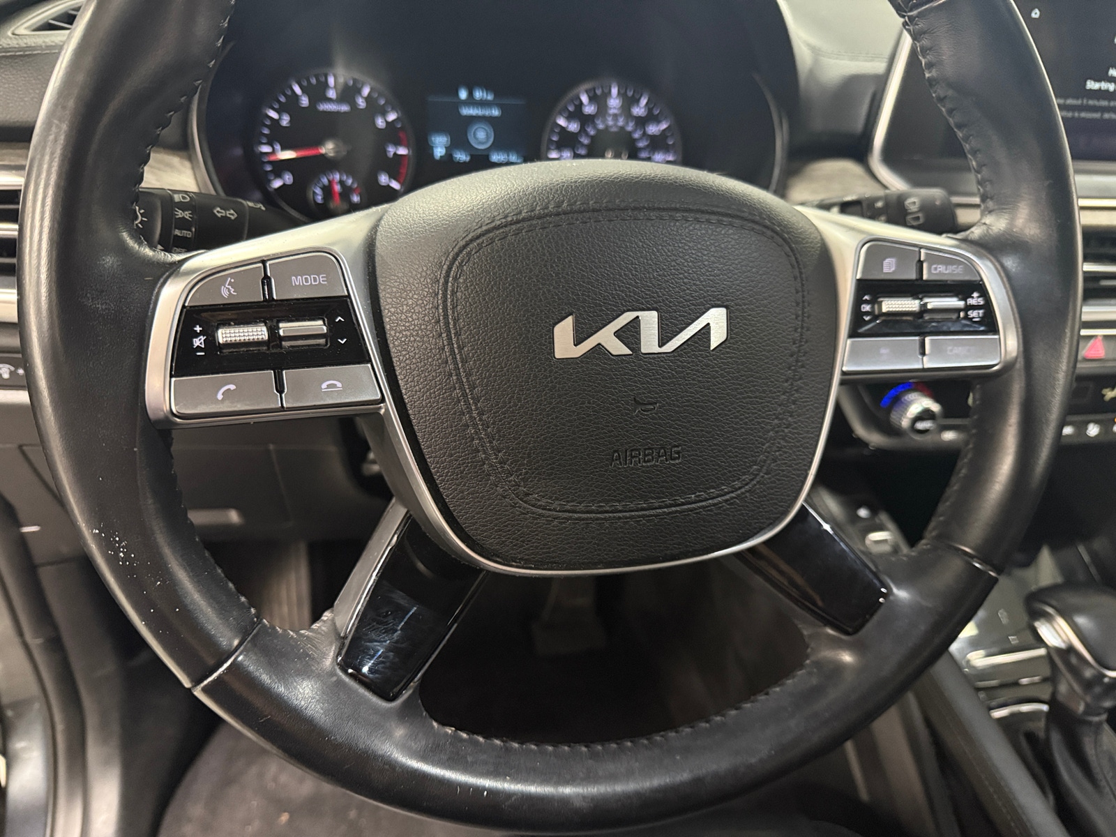 Thumbnail: 2022 Kia Telluride - 4