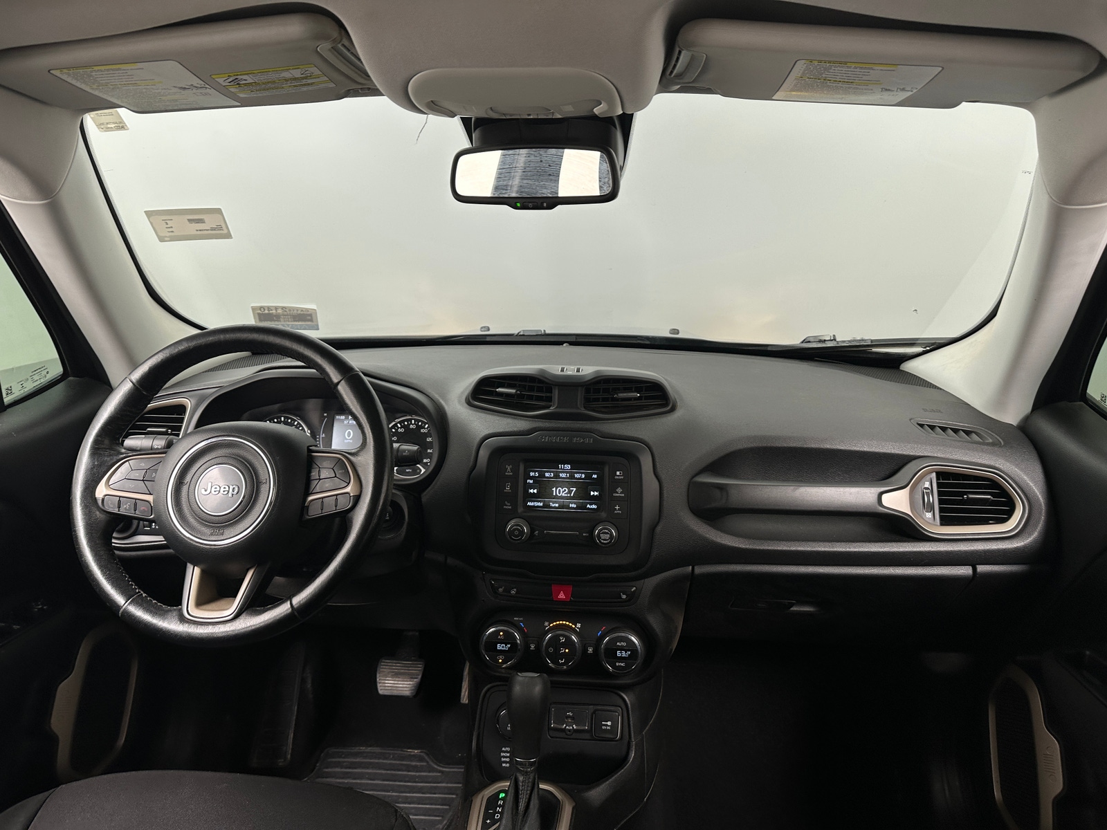 Thumbnail: 2017 Jeep Renegade - 3