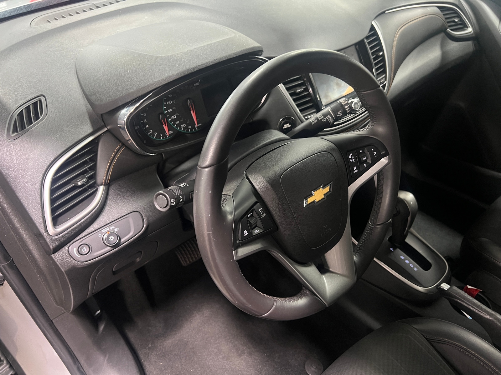 Thumbnail: 2021 Chevrolet Trax - 2