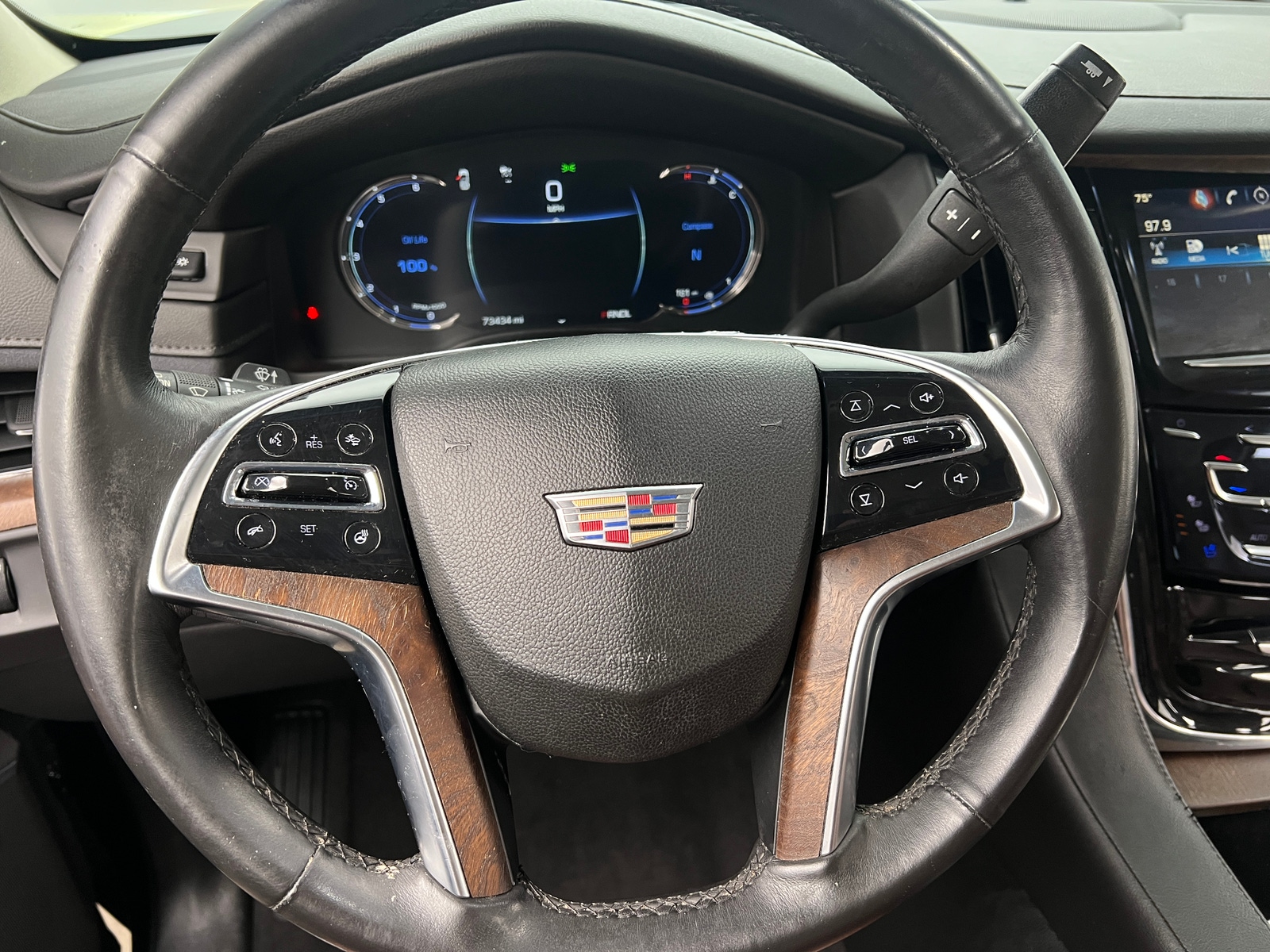 Thumbnail: 2017 Cadillac Escalade - 4