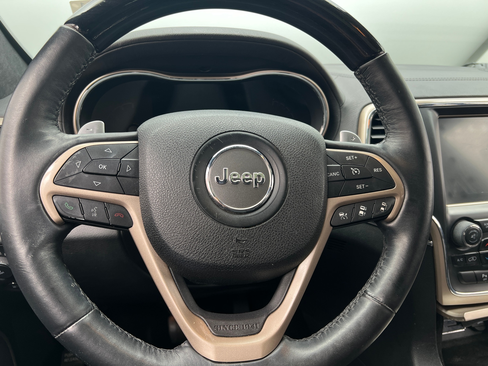 Thumbnail: 2014 Jeep Grand Cherokee - 4
