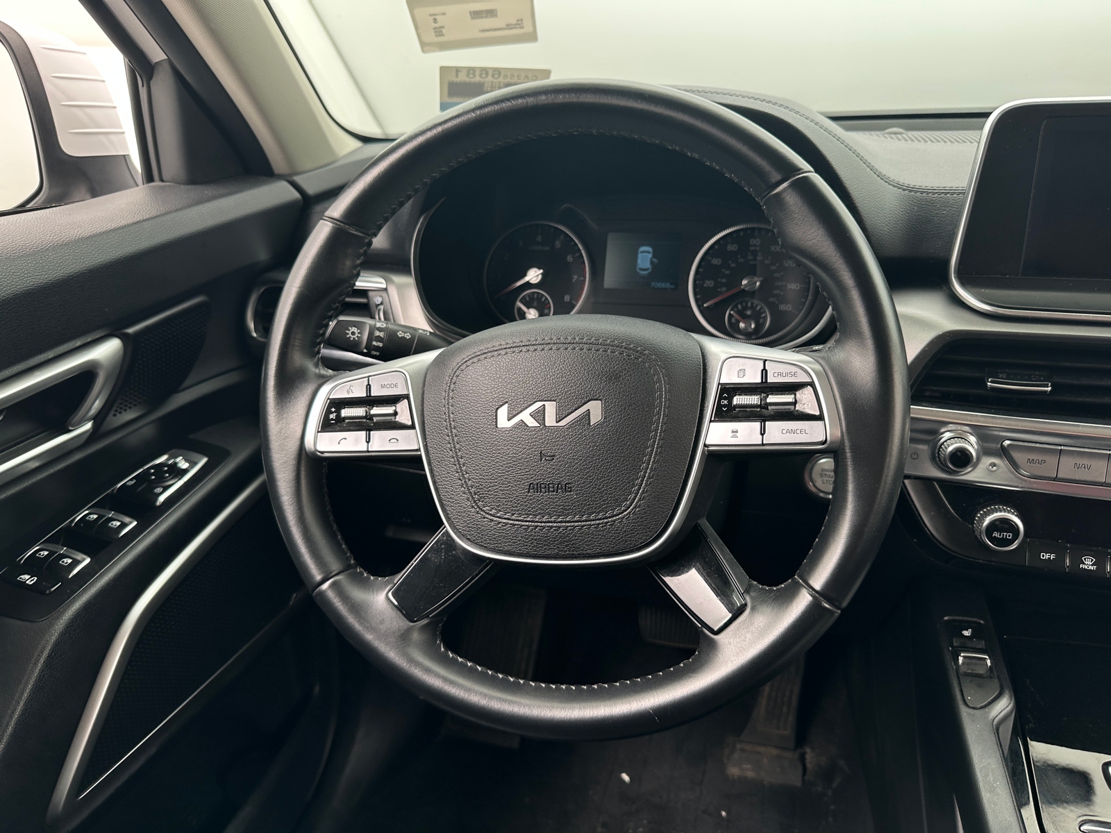 Thumbnail: 2022 Kia Telluride - 4