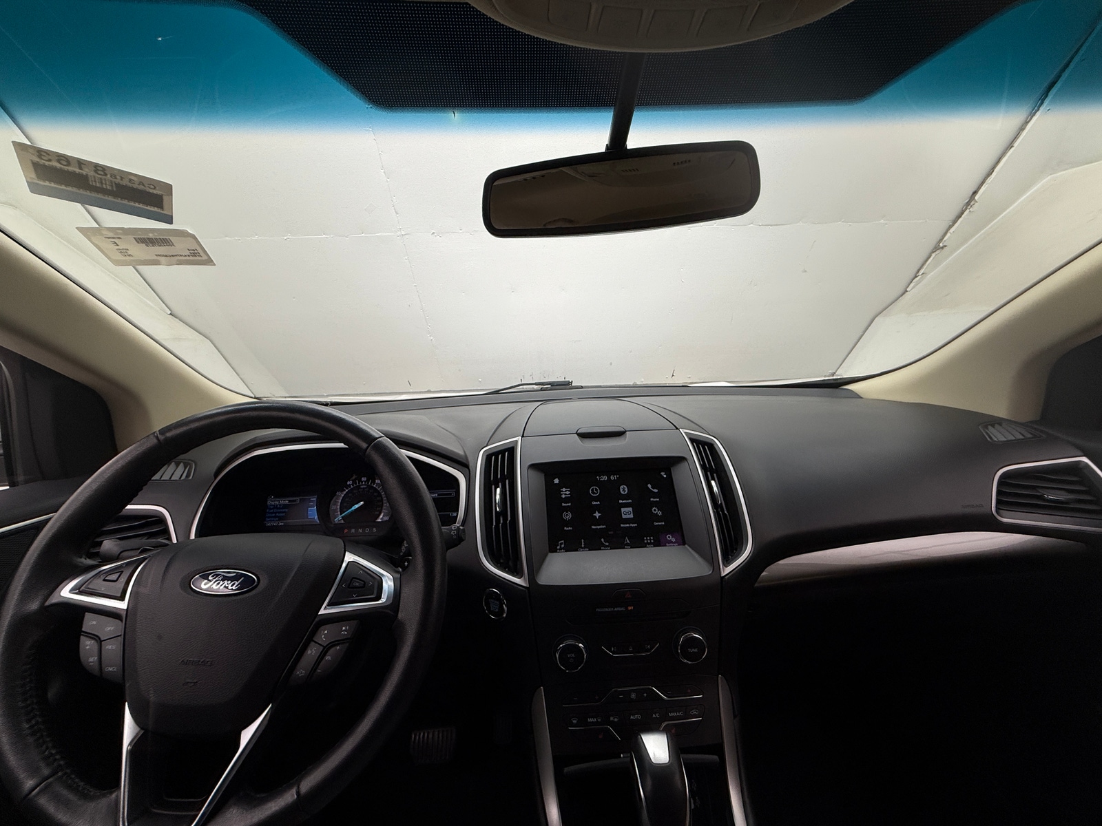 Thumbnail: 2017 Ford Edge - 3