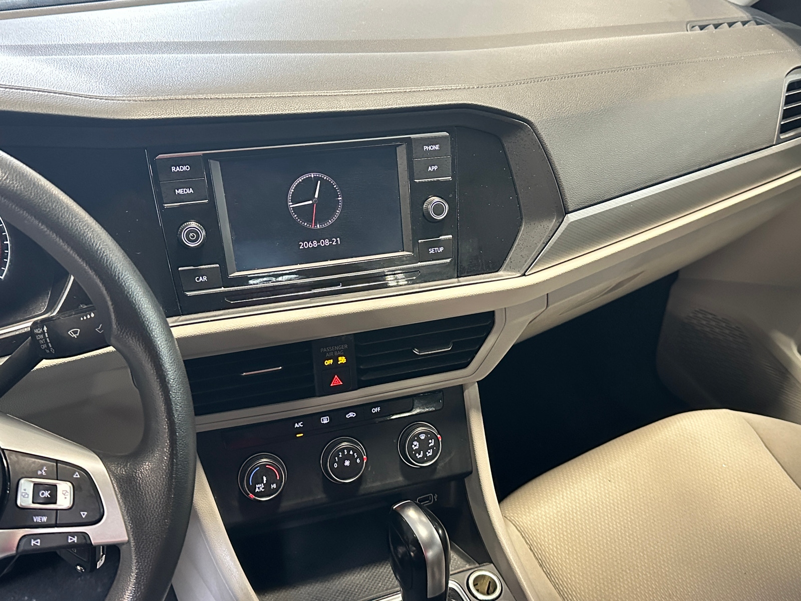 Thumbnail: 2019 Volkswagen Jetta - 3