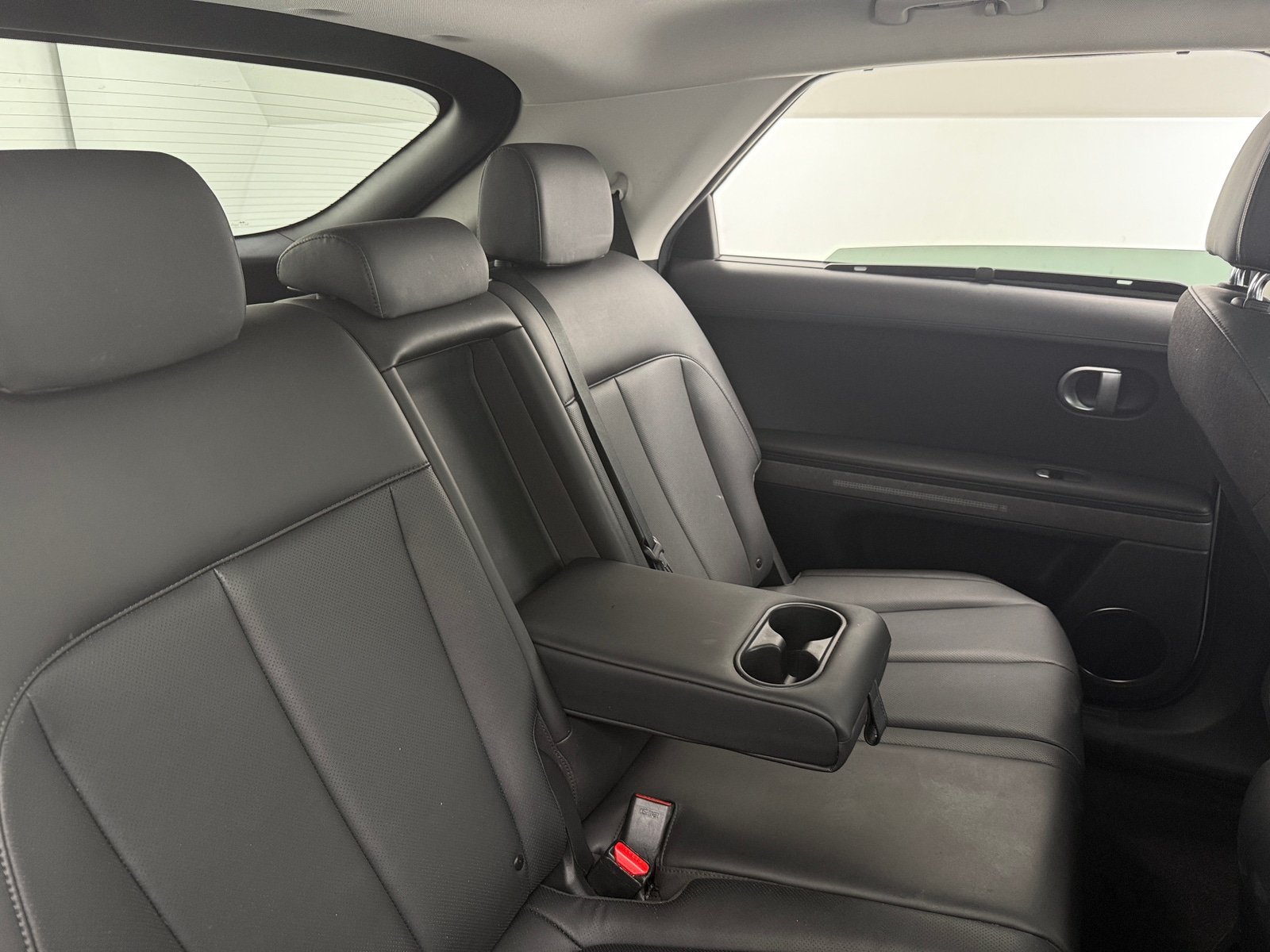 Thumbnail: 2023 Hyundai Elantra - 6