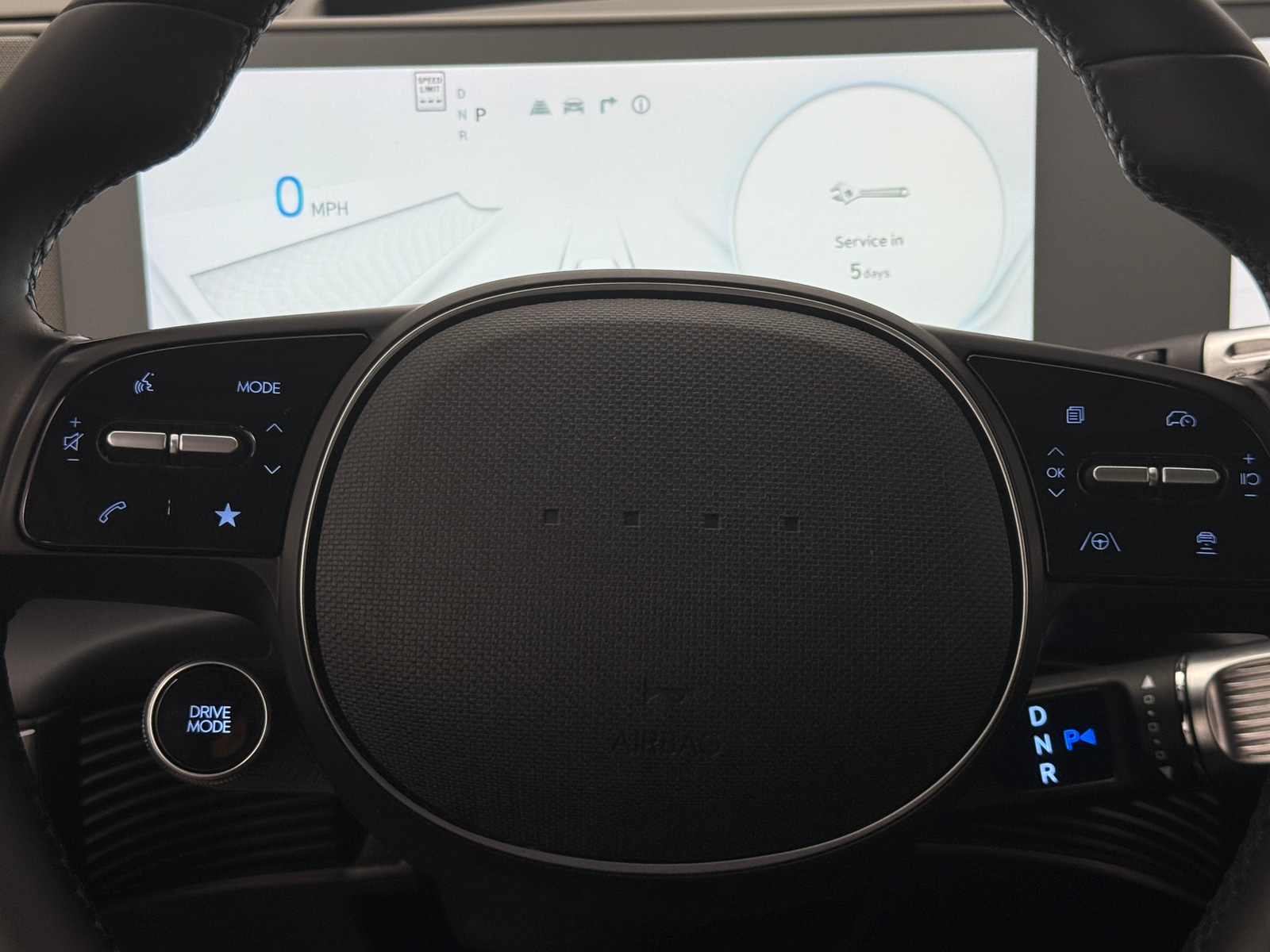 Thumbnail: 2023 Hyundai Elantra - 5