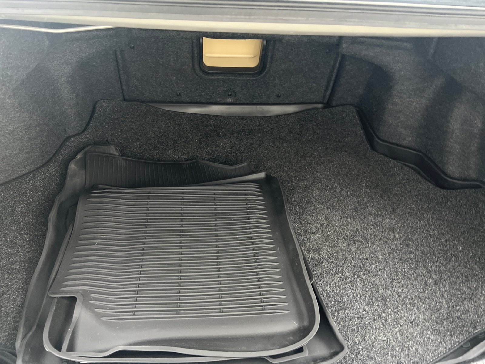 Thumbnail: 2013 Toyota Avalon - 6