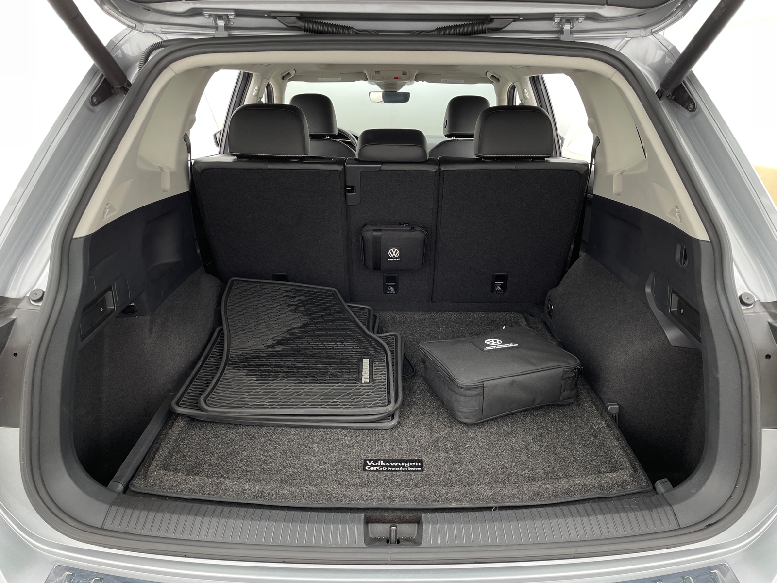 Thumbnail: 2021 Volkswagen Tiguan - 6