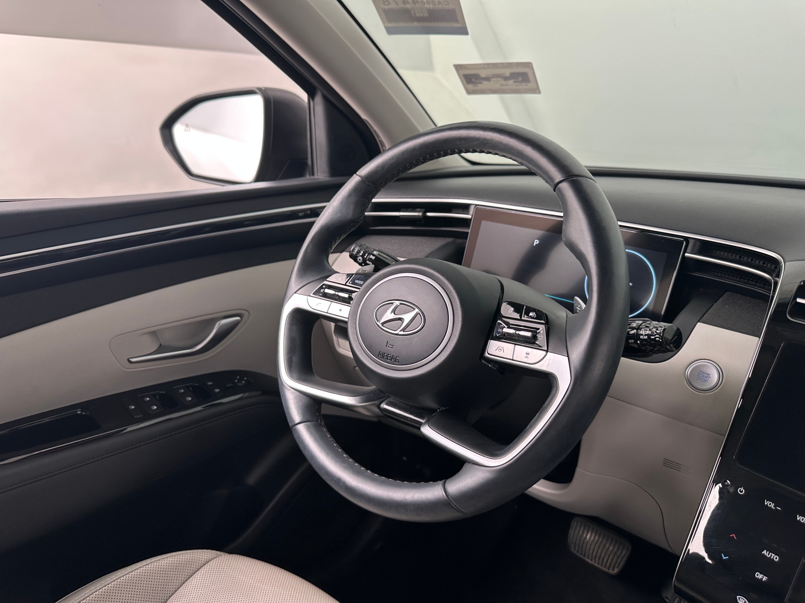 Thumbnail: 2022 Hyundai Tucson - 4