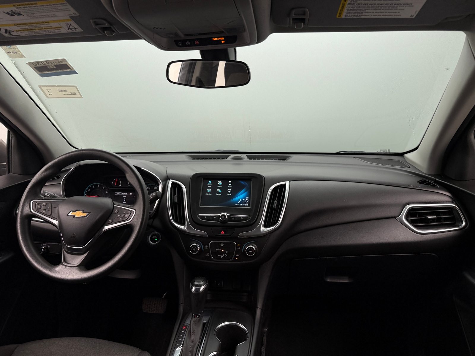 Thumbnail: 2018 Chevrolet Equinox - 3