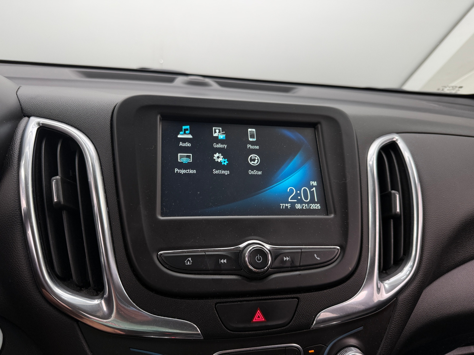 Thumbnail: 2018 Chevrolet Equinox - 4