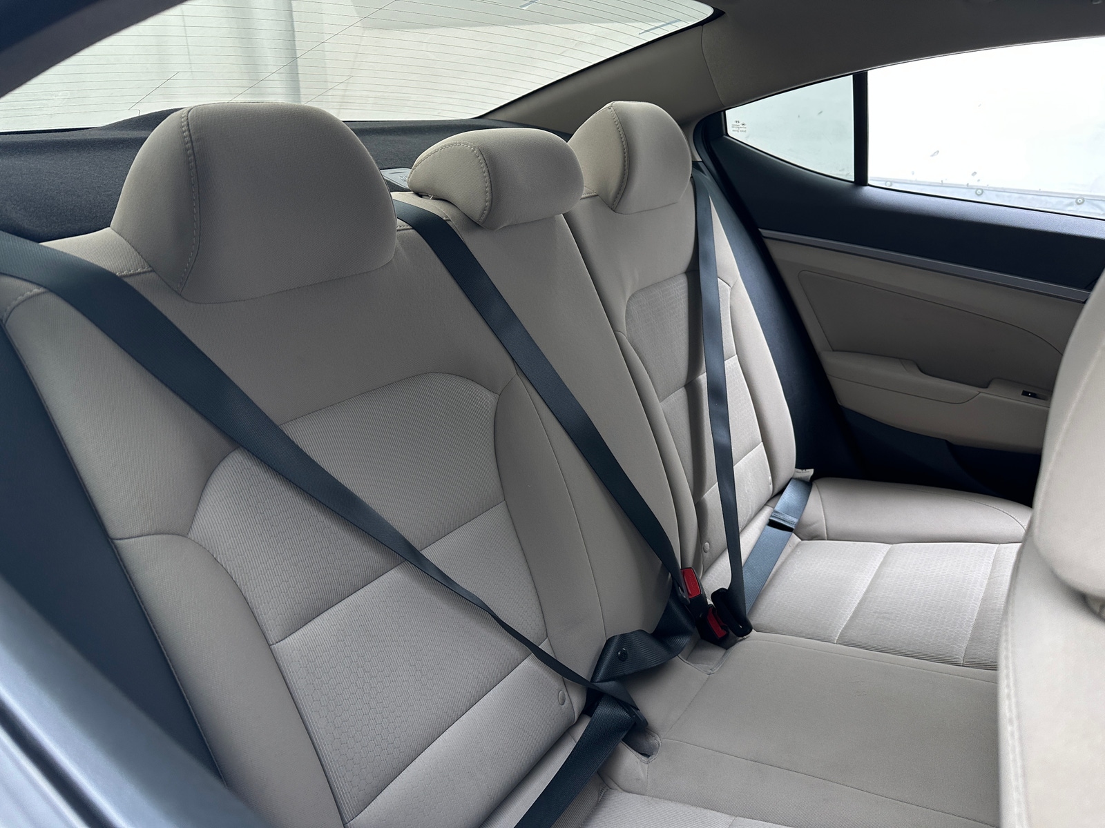 Thumbnail: 2017 Hyundai Elantra - 6