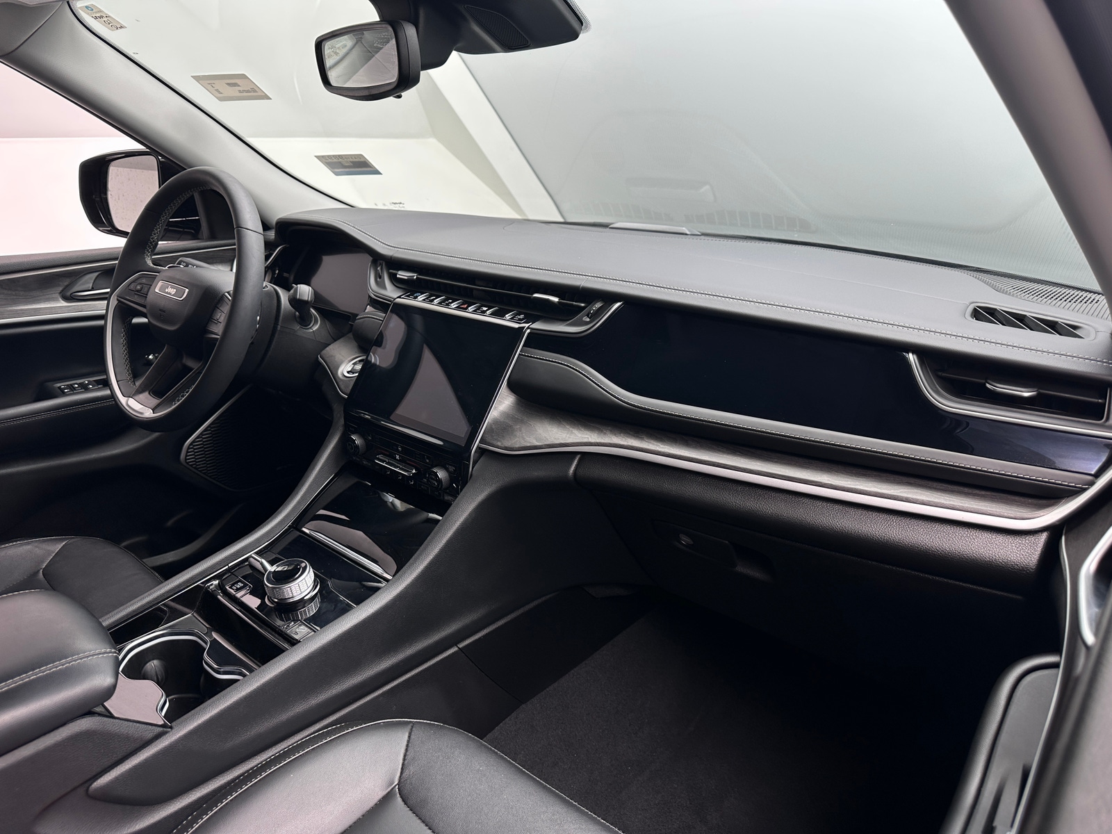 Thumbnail: 2022 Jeep Grand Cherokee - 2