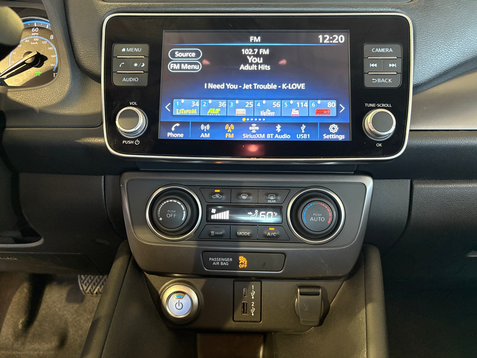 Thumbnail: 2025 Nissan Leaf - 4