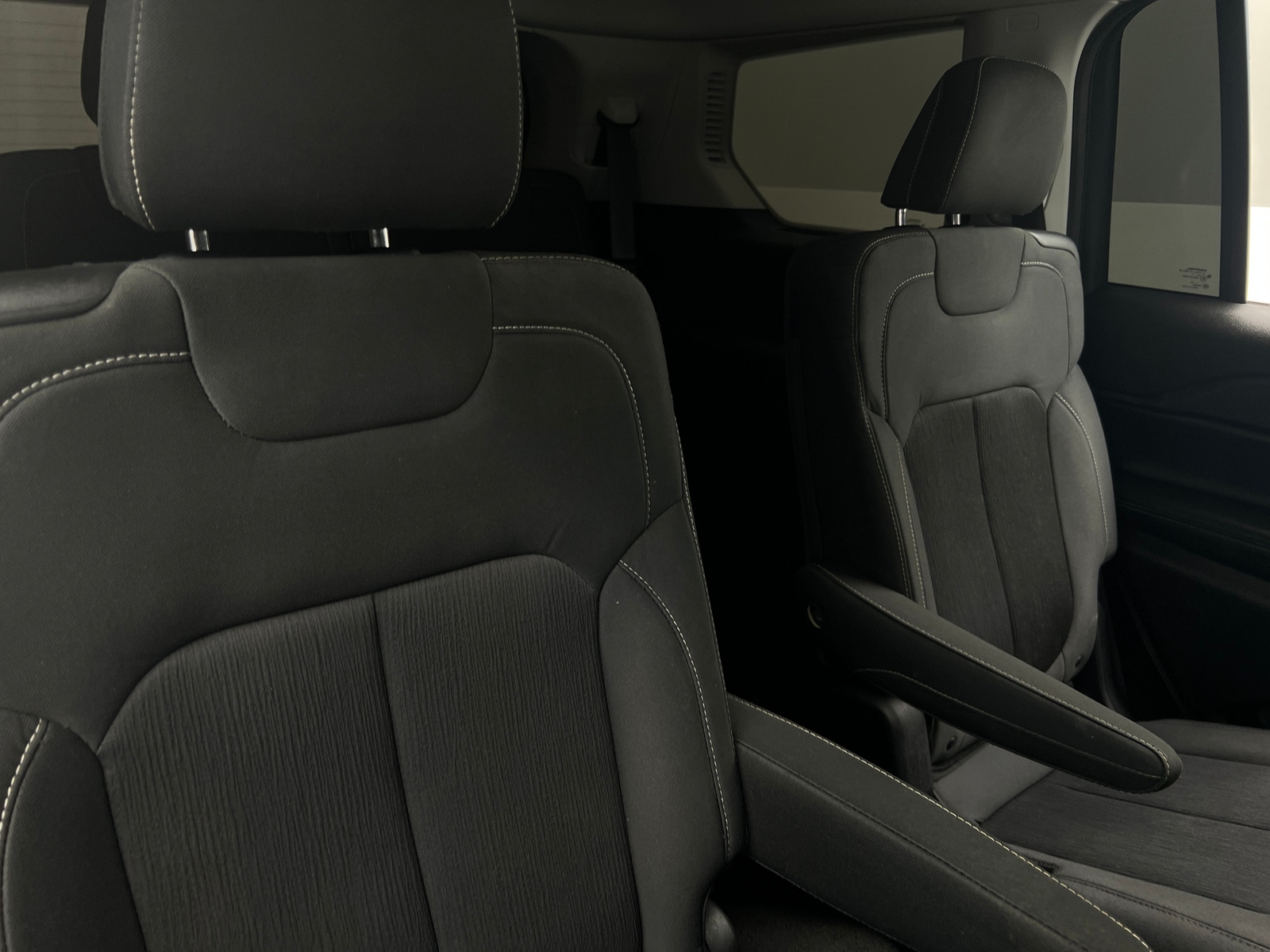 Thumbnail: 2023 Jeep Grand Cherokee L - 6