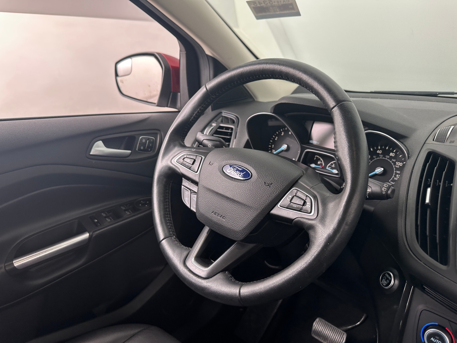 Thumbnail: 2019 Ford Escape - 4