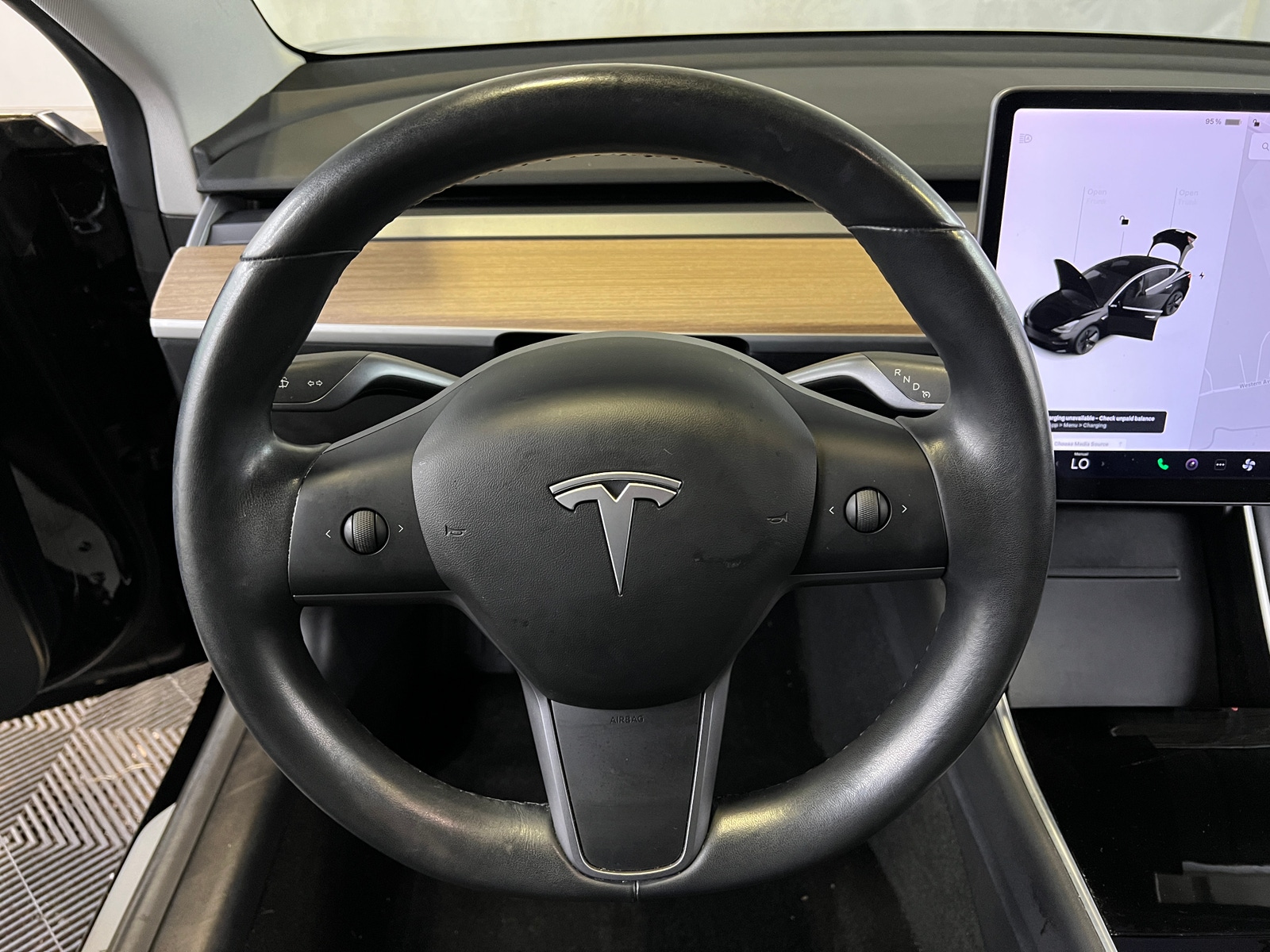 Thumbnail: 2019 Tesla Model 3 - 4