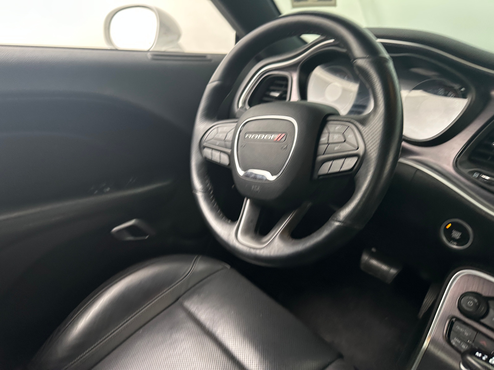 Thumbnail: 2018 Dodge Challenger - 3