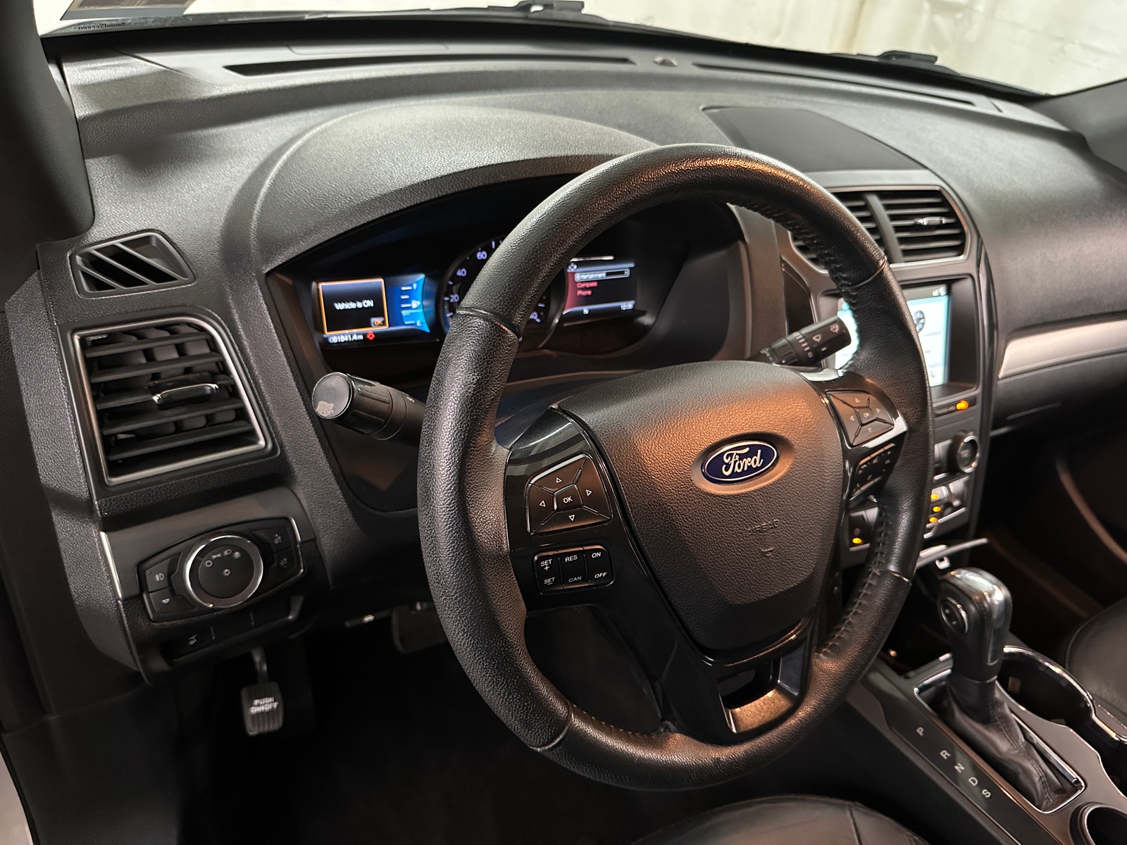 Thumbnail: 2018 Ford Explorer - 3